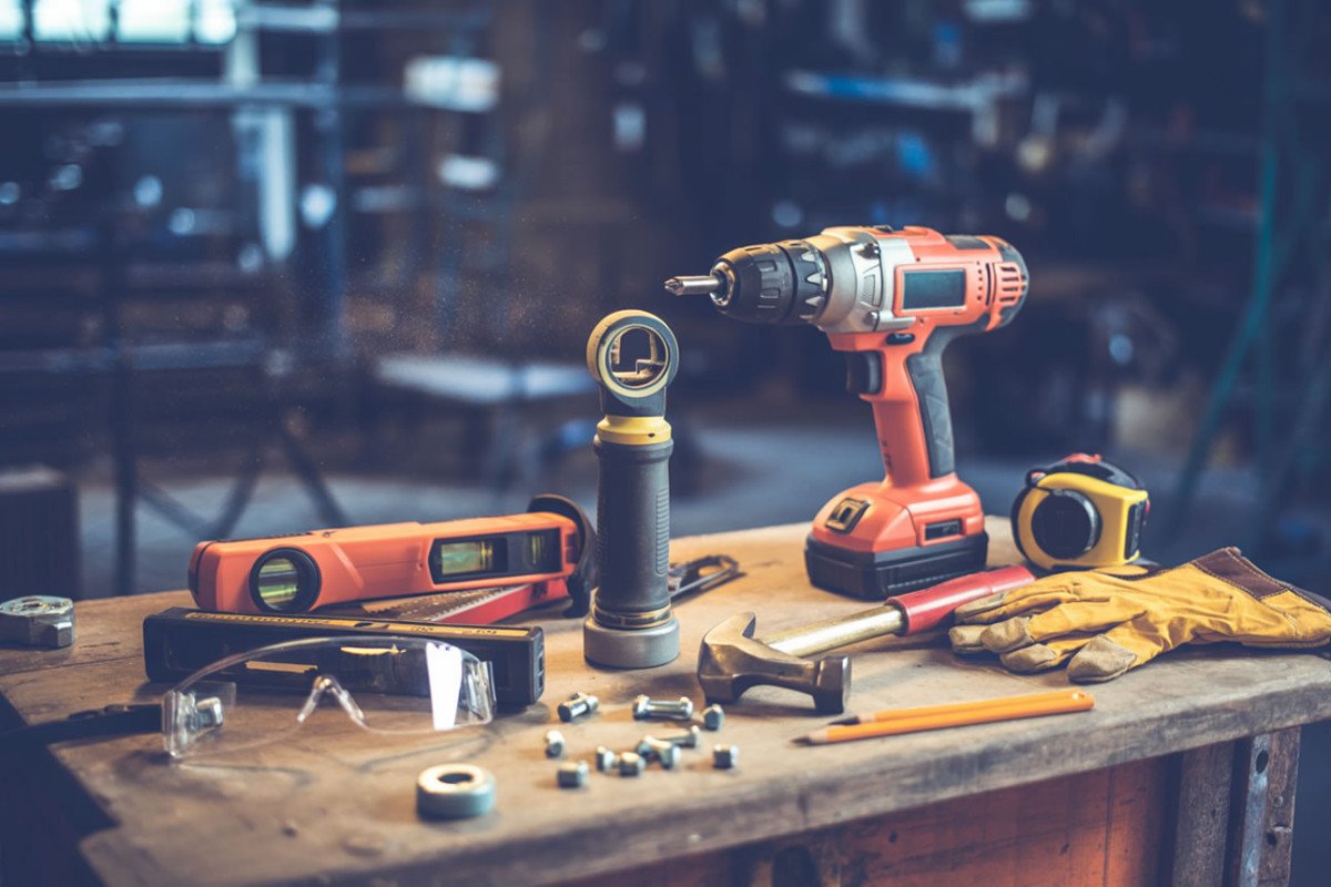 10 statybinių įrankių, kuriuos privalo turėti kiekvienas meistras 10 statybinių įrankių, kuriuos privalo turėti kiekvienas meistras